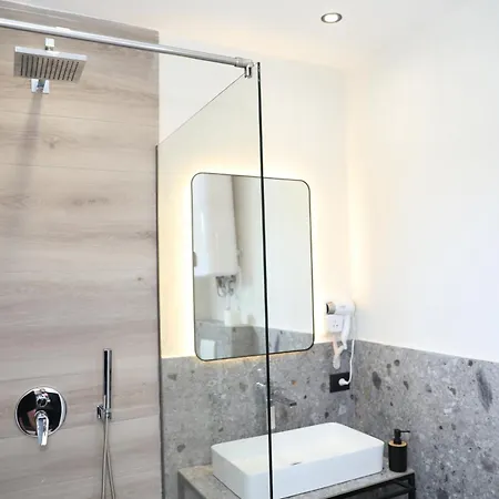 Hotel Scutari *